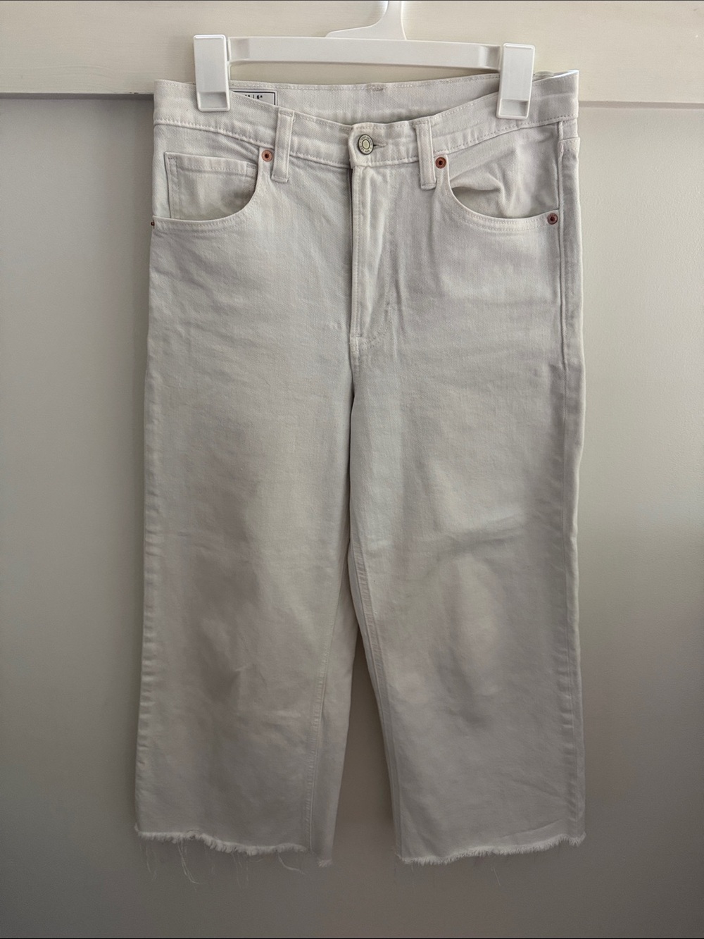 GAP High Rise Stride Ankle Jeans Cream Off White Raw Hem Wide Leg 28/6R